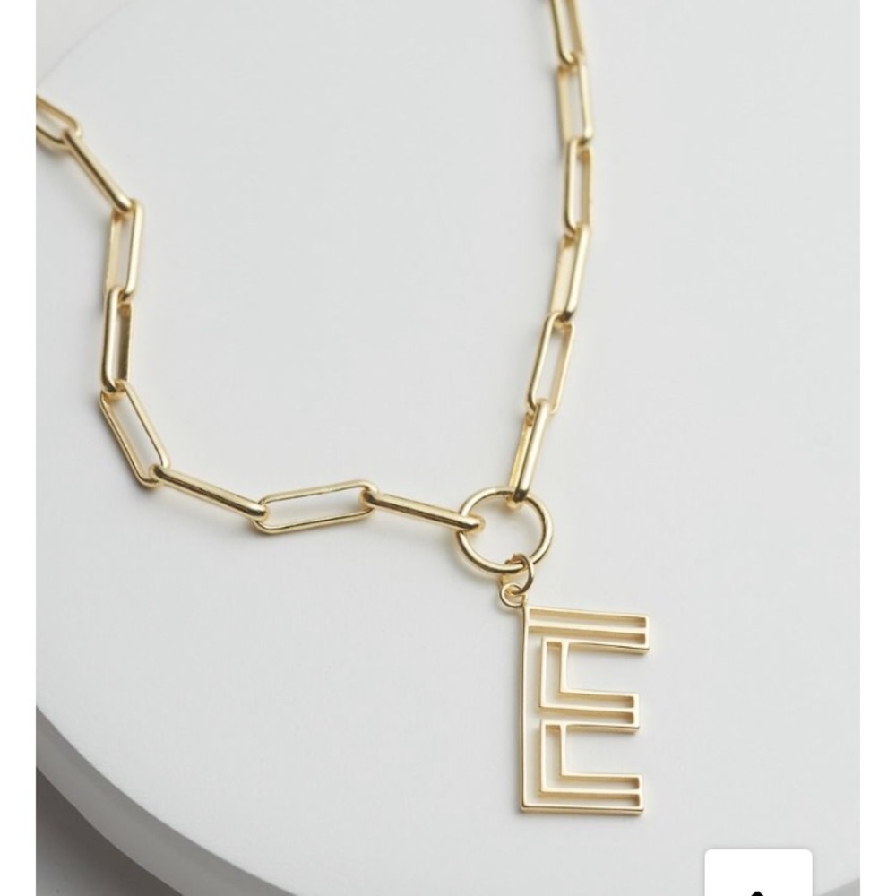 Evereve Chandler Initial Paperclip Necklace